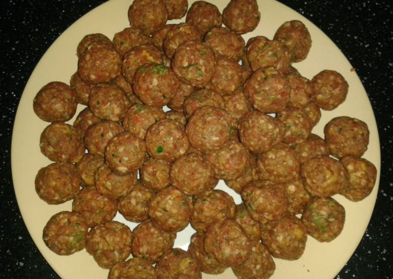 Thyme and lemon balm meatball recipe Eco Thrifty Living